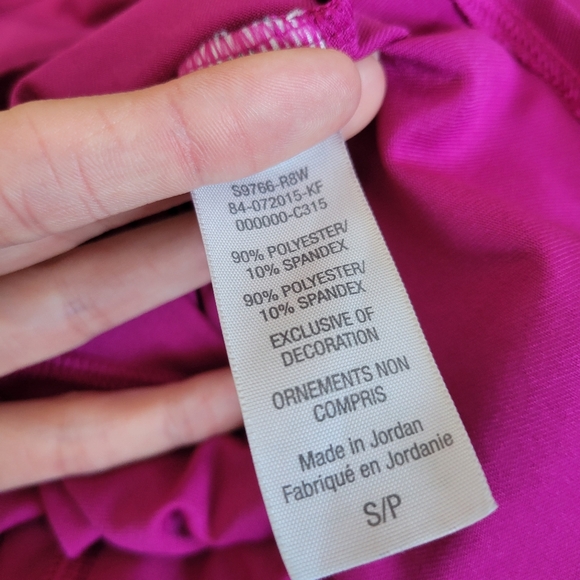 Athletic Tank Top Bundle - Picture 8 of 11